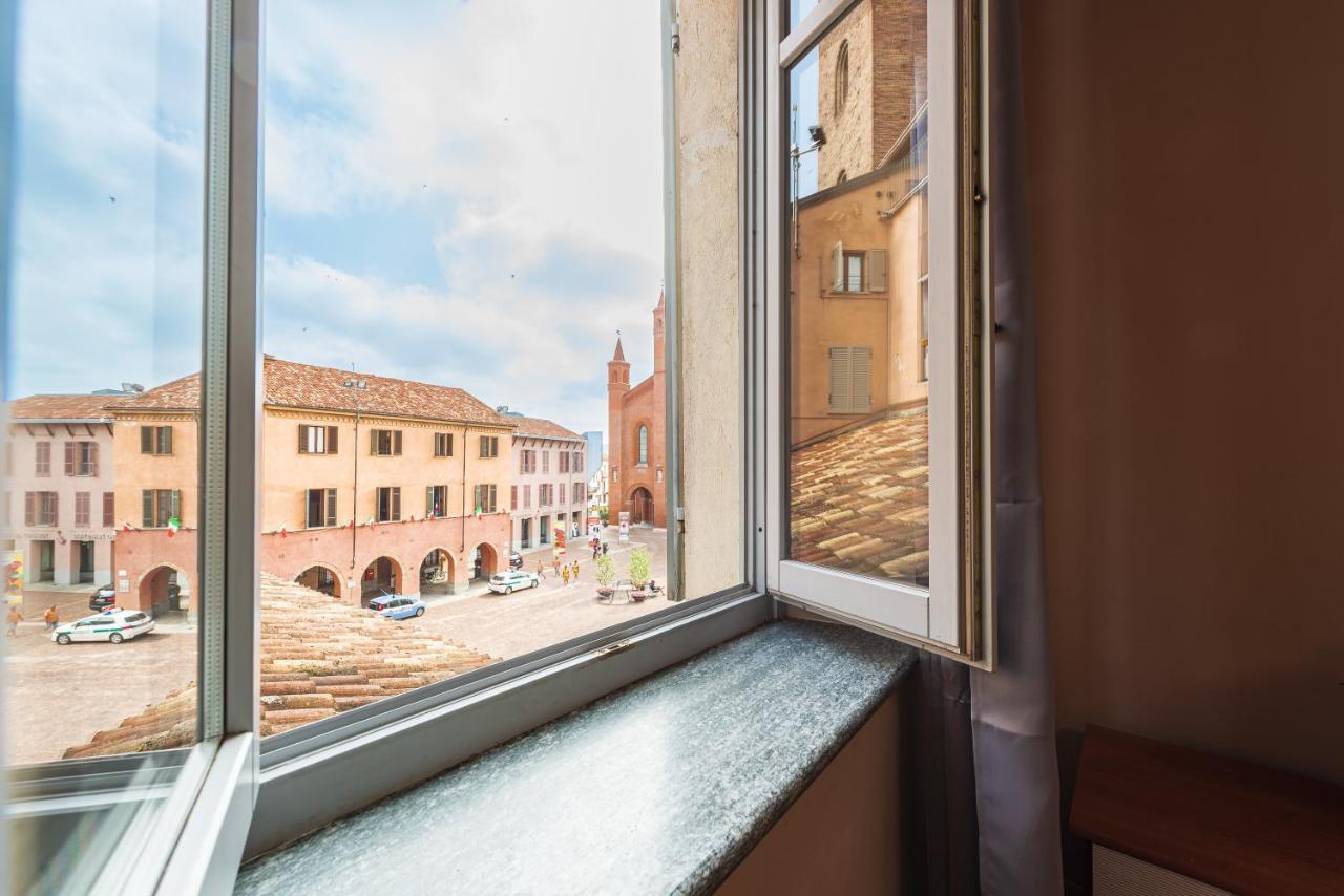 Palazzo Ciravegna Apartamento Alba  Exterior foto